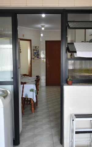 Apartamento à venda com 138m², 3 quartos e 2 vagasÁrea de Serviço