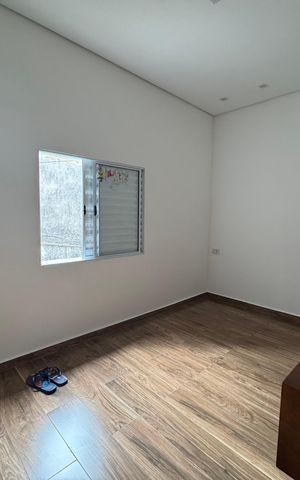 Casa à venda com 250m², 6 quartos e 2 vagas Casa à venda com 250m², 6 quartos e 2 vagasQuarto 2