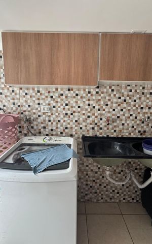 Casa à venda com 250m², 6 quartos e 2 vagas Casa à venda com 250m², 6 quartos e 2 vagasÁrea de Serviço