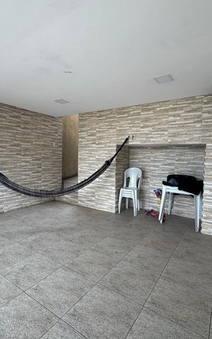 Casa à venda com 250m², 6 quartos e 2 vagas Casa à venda com 250m², 6 quartos e 2 vagasGaragem