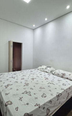 Casa à venda com 250m², 6 quartos e 2 vagas Casa à venda com 250m², 6 quartos e 2 vagasQuarto 1