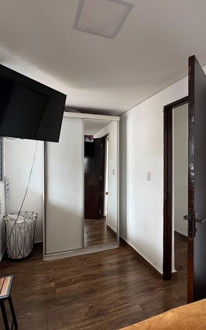 Casa à venda com 250m², 6 quartos e 2 vagas Casa à venda com 250m², 6 quartos e 2 vagasQuarto 3