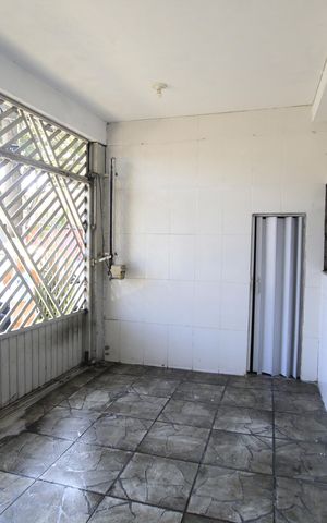 Casa à venda com 204m², 4 quartos e 1 vagaGaragem
