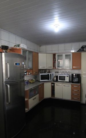 Casa à venda com 204m², 4 quartos e 1 vagaCozinha