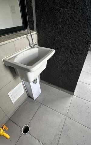Apartamento à venda com 48m², 1 quarto e 1 vaga Apartamento à venda com 48m², 1 quarto e 1 vagaÁrea de Serviço