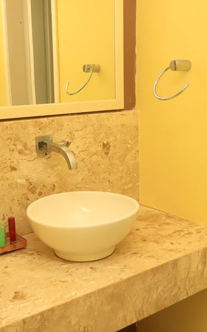 Casa para alugar com 700m², 4 quartos e 2 vagasLavabo