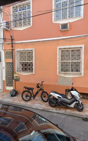 Casa à venda com 128m², 3 quartos e 1 vaga Casa à venda com 128m², 3 quartos e 1 vagaSala 1
