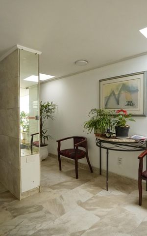 Apartamento à venda com 105m², 3 quartos e 1 vagaHall de entrada