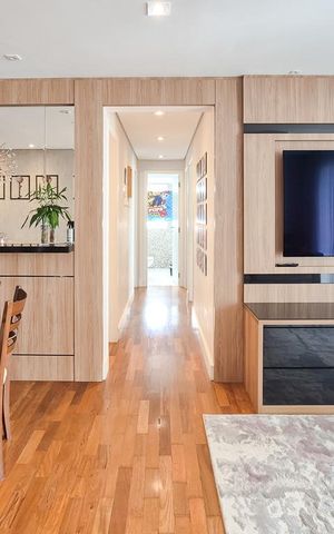 Apartamento à venda com 97m², 3 quartos e 2 vagas Apartamento à venda com 97m², 3 quartos e 2 vagasSala