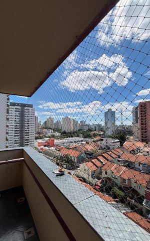 Apartamento à venda com 155m², 3 quartos e 3 vagas Apartamento à venda com 155m², 3 quartos e 3 vagasSuite Varanda