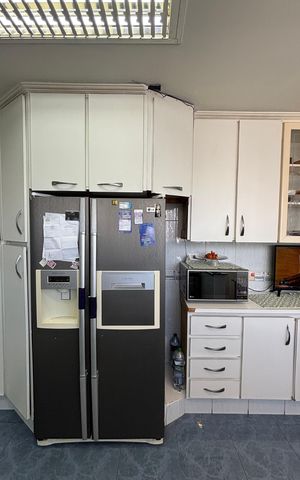 Apartamento à venda com 155m², 3 quartos e 3 vagas Apartamento à venda com 155m², 3 quartos e 3 vagasCozinha