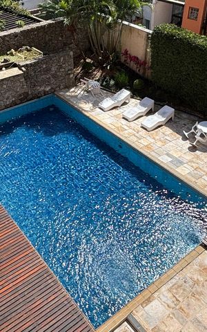 Apartamento à venda com 155m², 3 quartos e 3 vagas Apartamento à venda com 155m², 3 quartos e 3 vagasPiscina