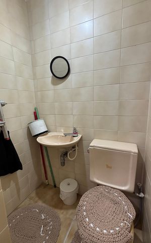 Apartamento à venda com 155m², 3 quartos e 3 vagas Apartamento à venda com 155m², 3 quartos e 3 vagasÁrea de Serviço - Banheiro