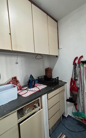 Apartamento à venda com 155m², 3 quartos e 3 vagas Apartamento à venda com 155m², 3 quartos e 3 vagasÁrea de Serviço - Quarto Apoio