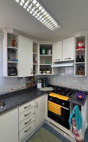 Apartamento à venda com 155m², 3 quartos e 3 vagas Apartamento à venda com 155m², 3 quartos e 3 vagasCozinha
