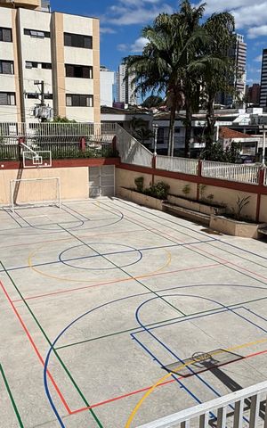 Apartamento à venda com 155m², 3 quartos e 3 vagas Apartamento à venda com 155m², 3 quartos e 3 vagasQuadra
