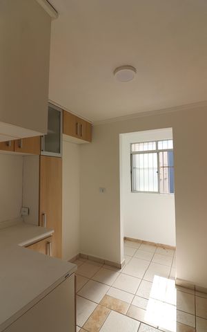 Apartamento à venda com 53m², 2 quartos e 1 vagaCozinha 