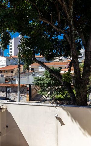Casa à venda com 170m², 3 quartos e 4 vagasSuíte - Vista