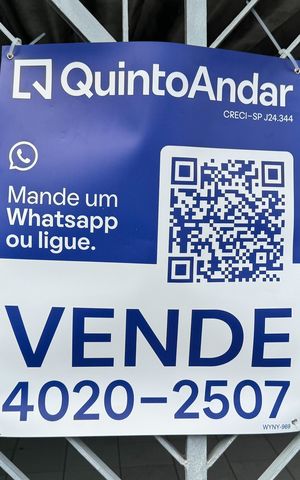 Casa à venda com 160m², 3 quartos e 2 vagas Casa à venda com 160m², 3 quartos e 2 vagasPlaca