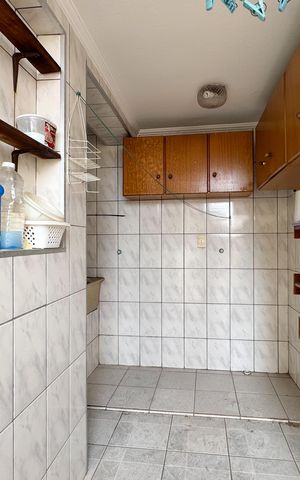 Casa à venda com 160m², 3 quartos e 2 vagas Casa à venda com 160m², 3 quartos e 2 vagasÁrea de Serviço