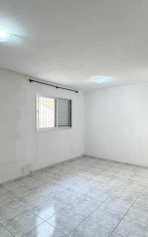 Casa à venda com 160m², 3 quartos e 2 vagas Casa à venda com 160m², 3 quartos e 2 vagasSuíte