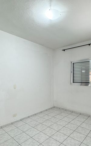 Casa à venda com 160m², 3 quartos e 2 vagas Casa à venda com 160m², 3 quartos e 2 vagasQuarto 1
