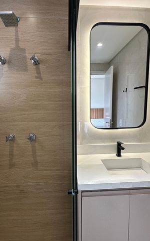 Apartamento à venda com 64m², 2 quartos e 1 vaga Apartamento à venda com 64m², 2 quartos e 1 vagaBanheiro da Suíte 2