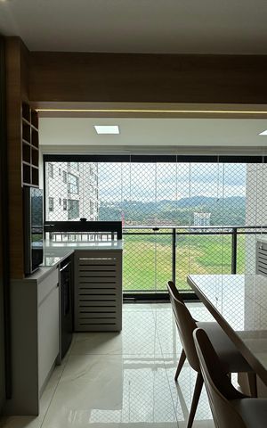 Apartamento à venda com 64m², 2 quartos e 1 vaga Apartamento à venda com 64m², 2 quartos e 1 vagaVaranda da Sala