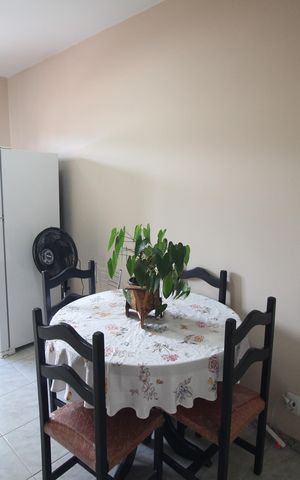 Casa à venda com 356m², 3 quartos e 3 vagasCopa