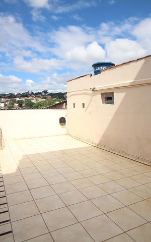 Casa à venda com 356m², 3 quartos e 3 vagasQuintal