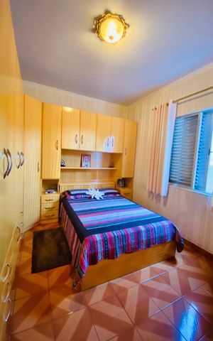 Casa à venda com 150m², 2 quartos e 2 vagas Casa à venda com 150m², 2 quartos e 2 vagasQuarto