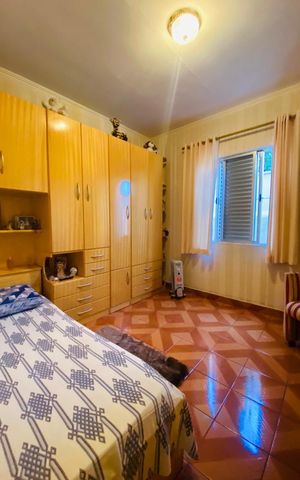 Casa à venda com 150m², 2 quartos e 2 vagas Casa à venda com 150m², 2 quartos e 2 vagasQuarto