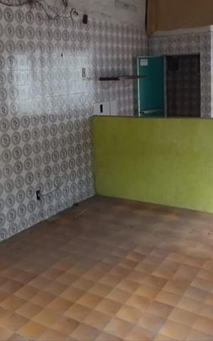 Casa à venda com 98m², 2 quartos e 2 vagas Casa à venda com 98m², 2 quartos e 2 vagasTerraço