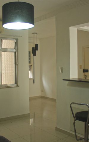 Apartamento para alugar com 81m², 2 quartos e 1 vagaSala