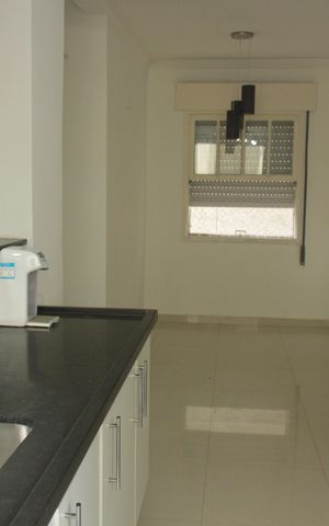 Apartamento para alugar com 81m², 2 quartos e 1 vagaCozinha e Área de Serviço