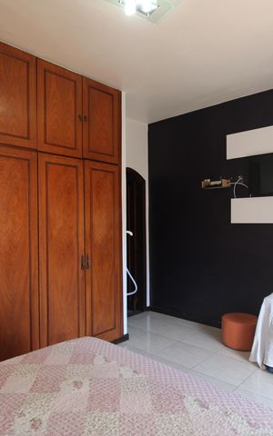 Casa de condomínio à venda com 162m², 3 quartos e 3 vagasSuíte