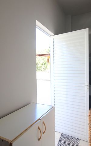 Casa de condomínio à venda com 162m², 3 quartos e 3 vagasÁrea de serviço