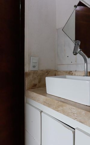 Apartamento à venda com 59m², 2 quartos e 1 vaga Apartamento à venda com 59m², 2 quartos e 1 vagaBanheiro