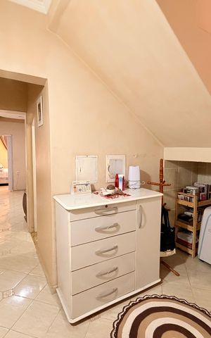 Casa à venda com 175m², 2 quartos e 2 vagasCorredor