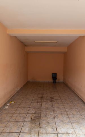 Casa à venda com 160m², 4 quartos e 3 vagas Casa à venda com 160m², 4 quartos e 3 vagasGaragem