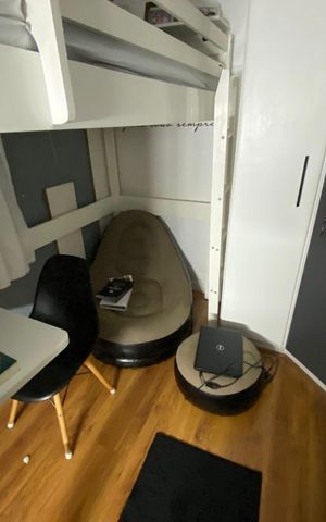 Casa à venda com 140m², 3 quartos e 4 vagas Casa à venda com 140m², 3 quartos e 4 vagasQuarto
