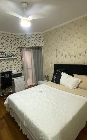 Casa à venda com 140m², 3 quartos e 4 vagas Casa à venda com 140m², 3 quartos e 4 vagasQuarto