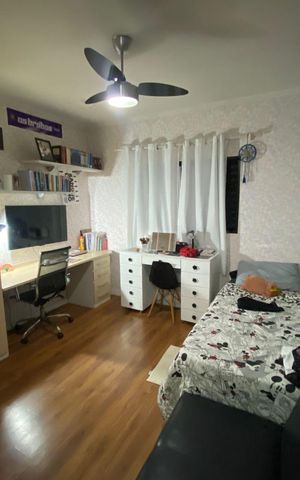 Casa à venda com 140m², 3 quartos e 4 vagas Casa à venda com 140m², 3 quartos e 4 vagasQuarto