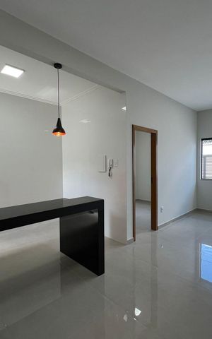 Casa à venda com 89m², 3 quartos e 1 vaga Casa à venda com 89m², 3 quartos e 1 vagaSala