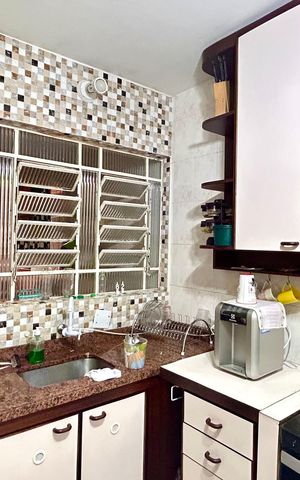 Casa à venda com 165m², 3 quartos e 2 vagasCozinha