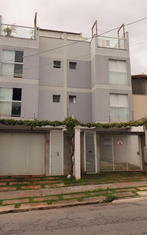 Casa de condomínio à venda com 97m², 2 quartos e 1 vagaFachada
