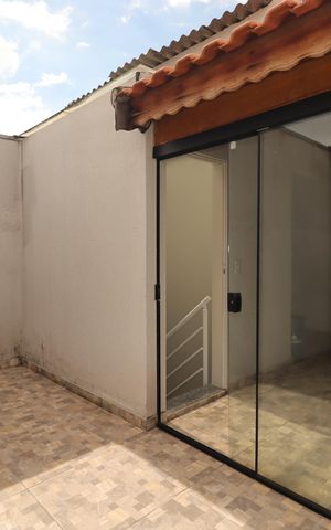 Casa de condomínio à venda com 97m², 2 quartos e 1 vagaQuintal