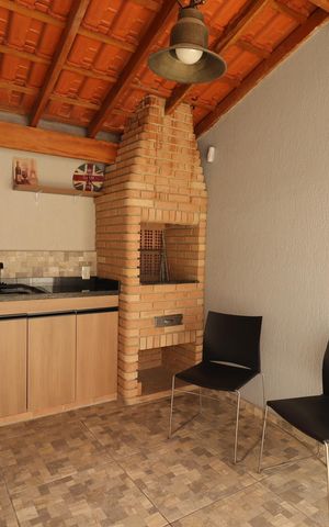 Casa de condomínio à venda com 97m², 2 quartos e 1 vagaÁrea Gourmet