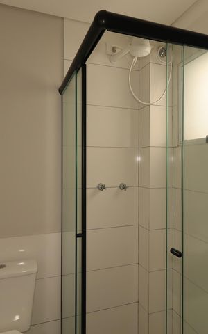 Casa de condomínio à venda com 97m², 2 quartos e 1 vagaBanheiro da Suíte 1