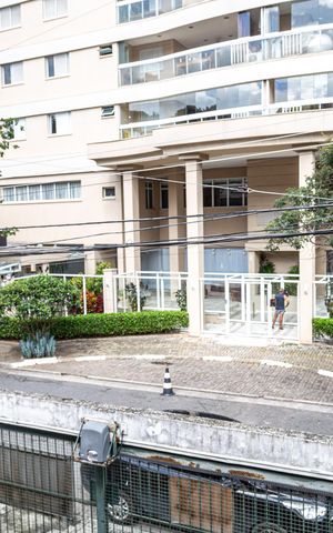 Casa para alugar com 600m², 4 quartos e 6 vagasSala - vista